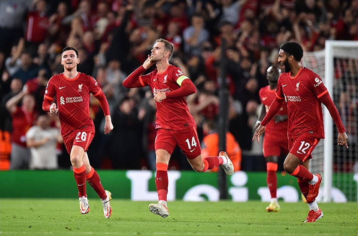 那不勒斯完胜皇马，格纳布里扛起全队