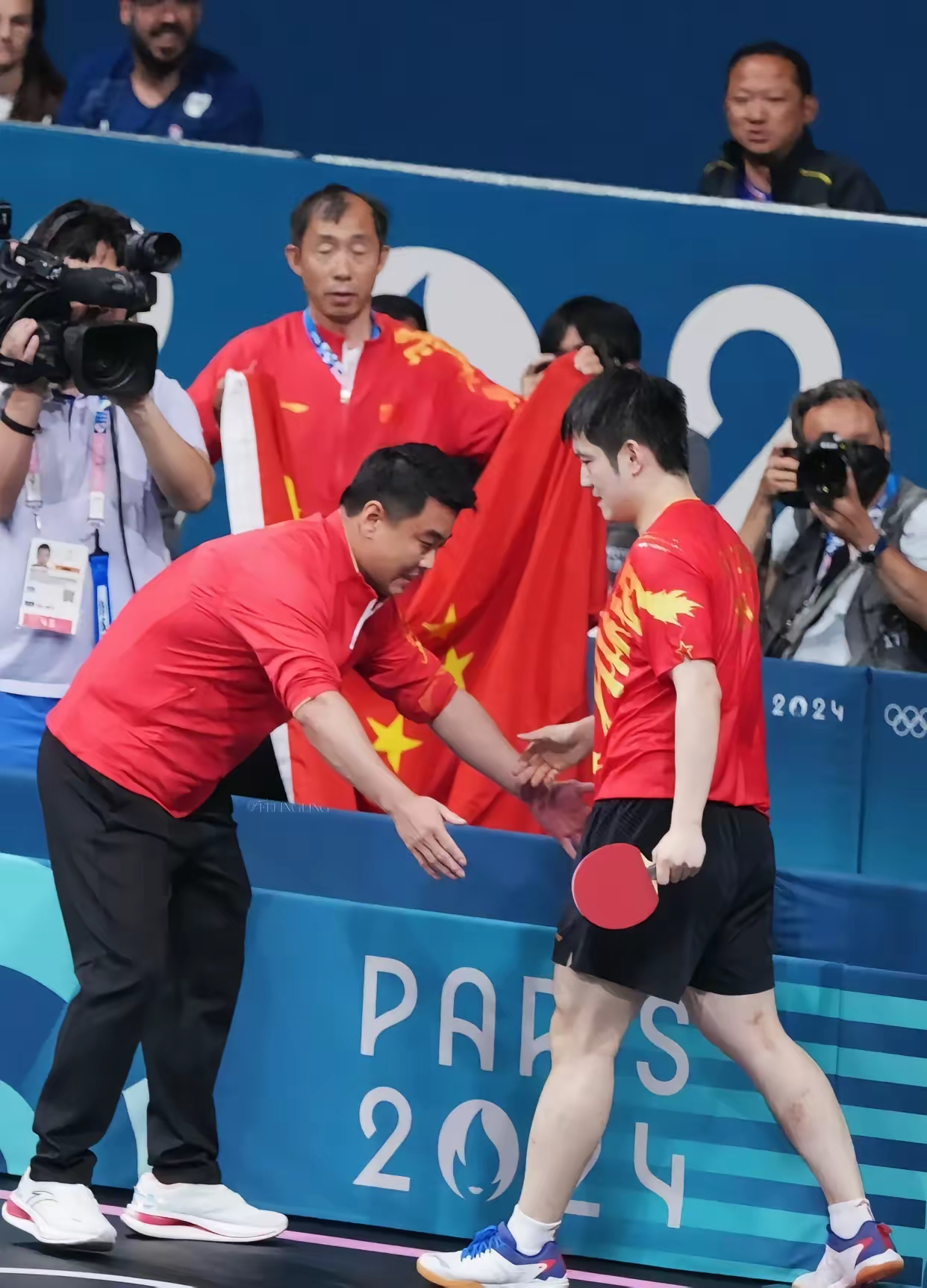 瑞典队横扫韩国队，王皓点燃赛场