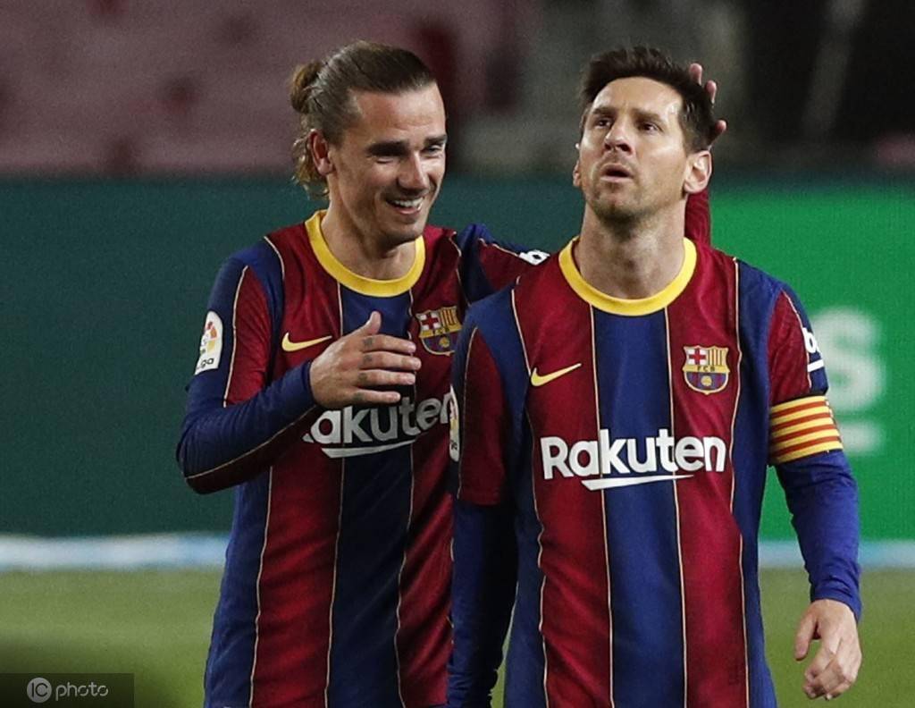 巴萨逆转韩国,阿什拉夫带队取胜 巴萨逆转韩国,阿什拉夫带队取胜