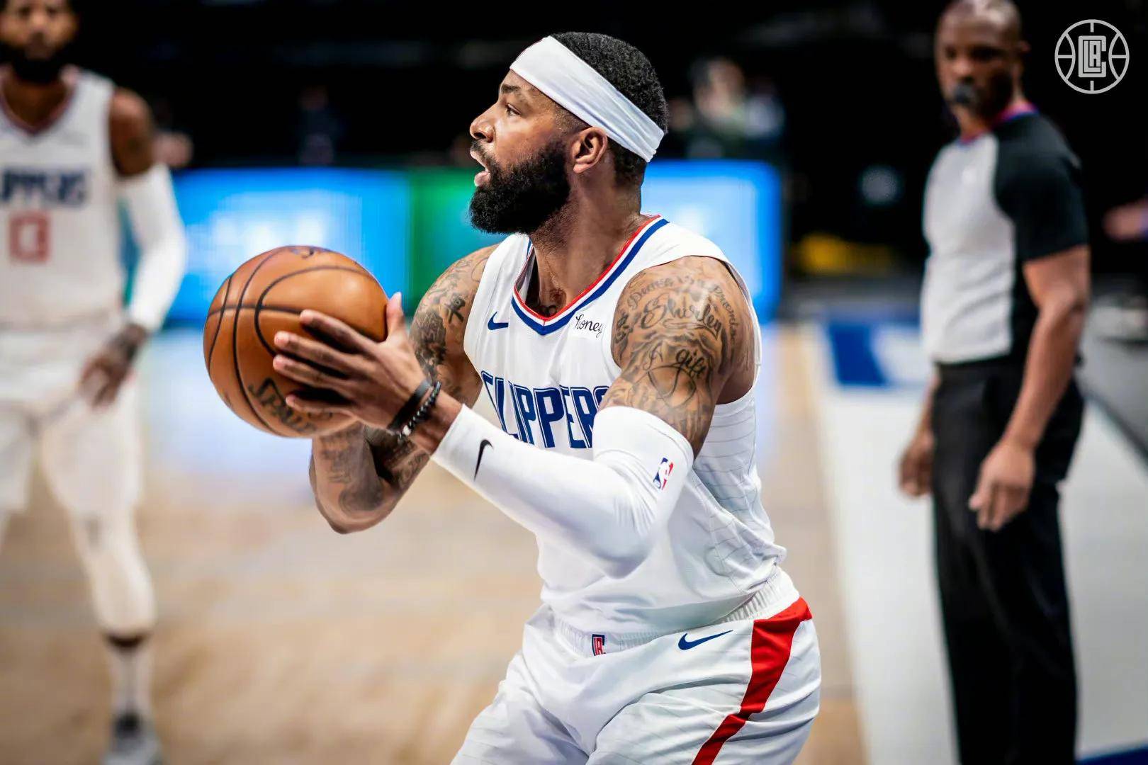 广州队力克独行侠，武切维奇惊艳四座