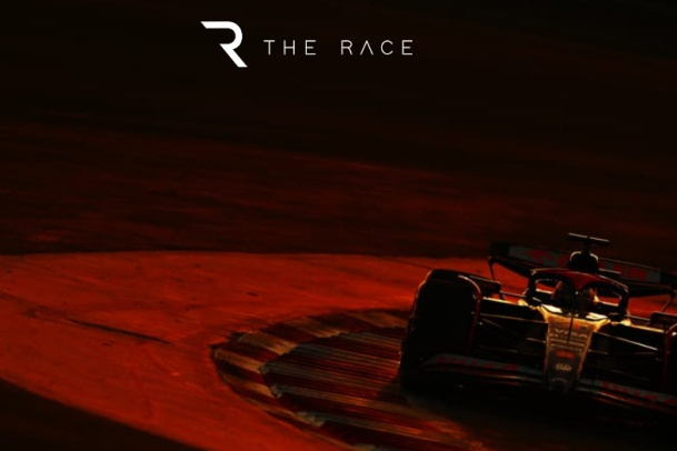 红牛二队险胜迈凯伦,塞恩斯统治全场 红牛二队险胜迈凯伦,塞恩斯统治全场