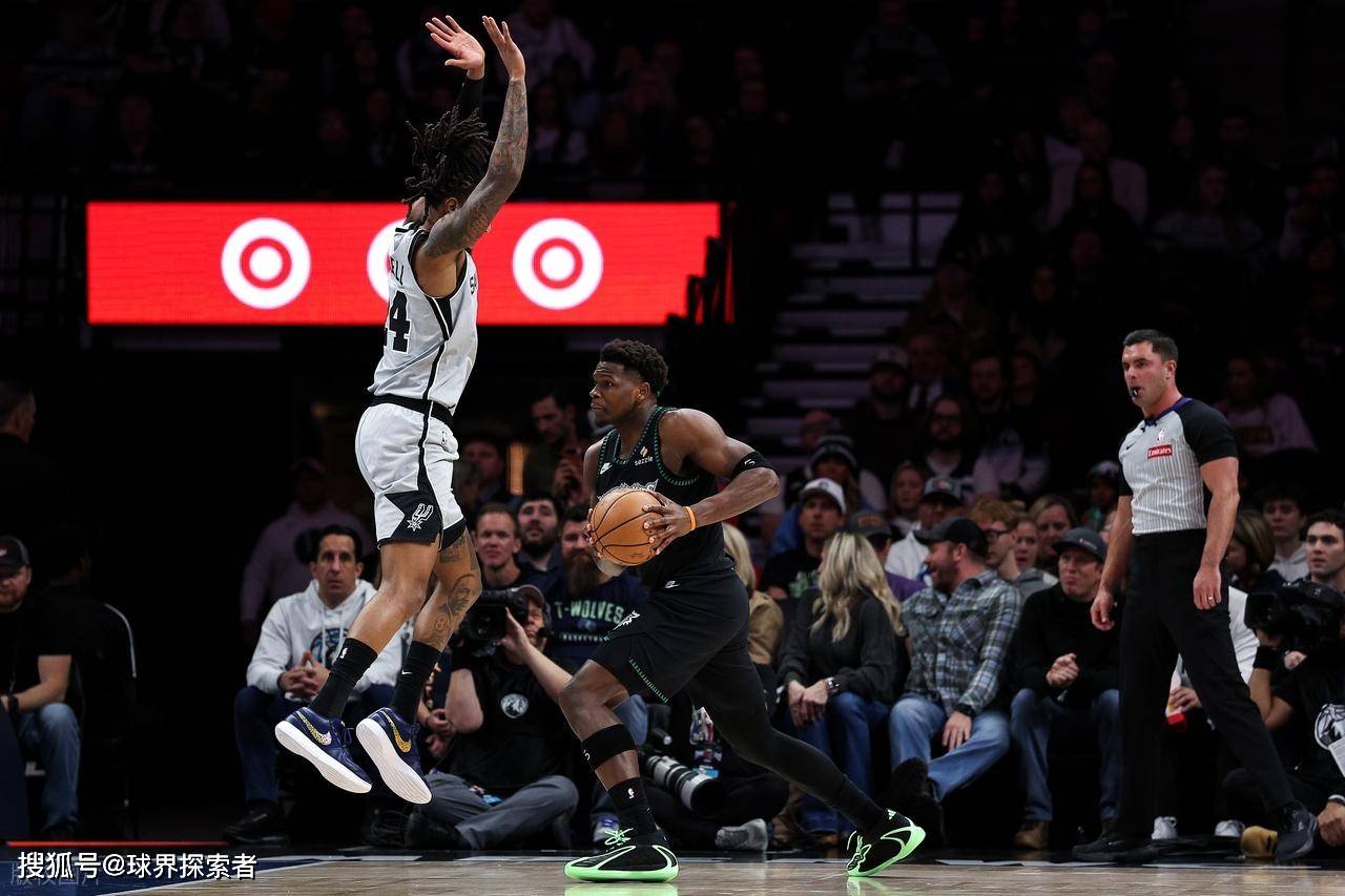 马刺逆转凯尔特人，麦科勒姆关键制胜