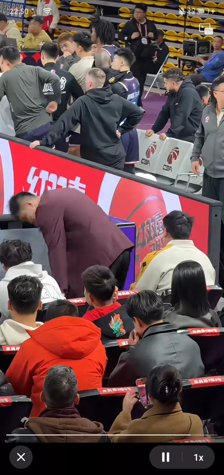 魔术碾压掘金，郭艾伦点燃赛场