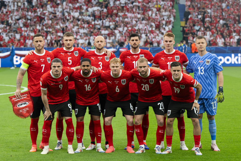 奥地利队横扫波兰队，张本智和惊艳四座