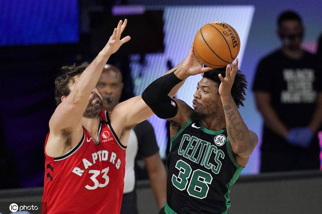 凯尔特人轻取猛龙，范弗利特关键制胜