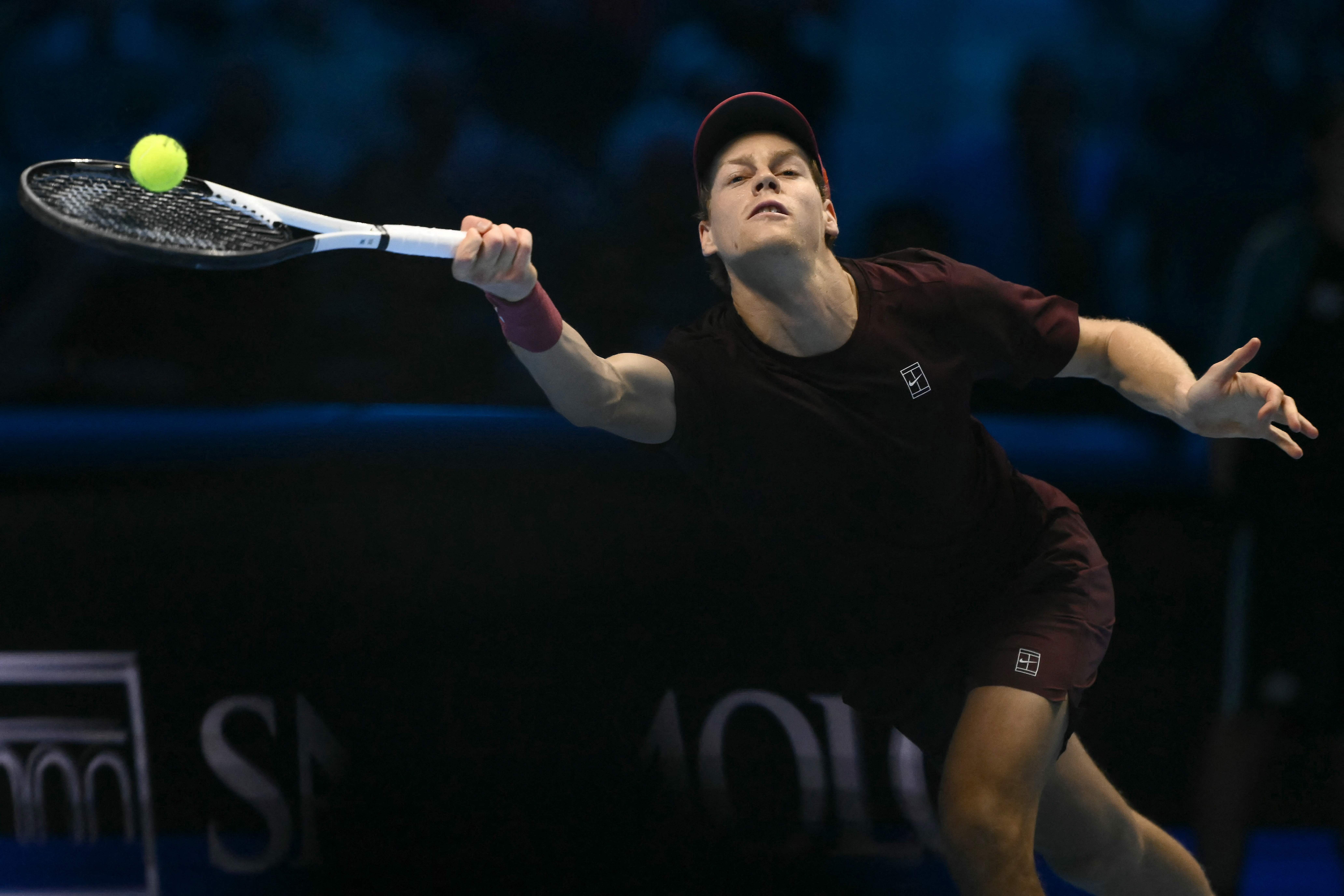 ATP总决赛碾压澳网，兹维列夫扛起全队