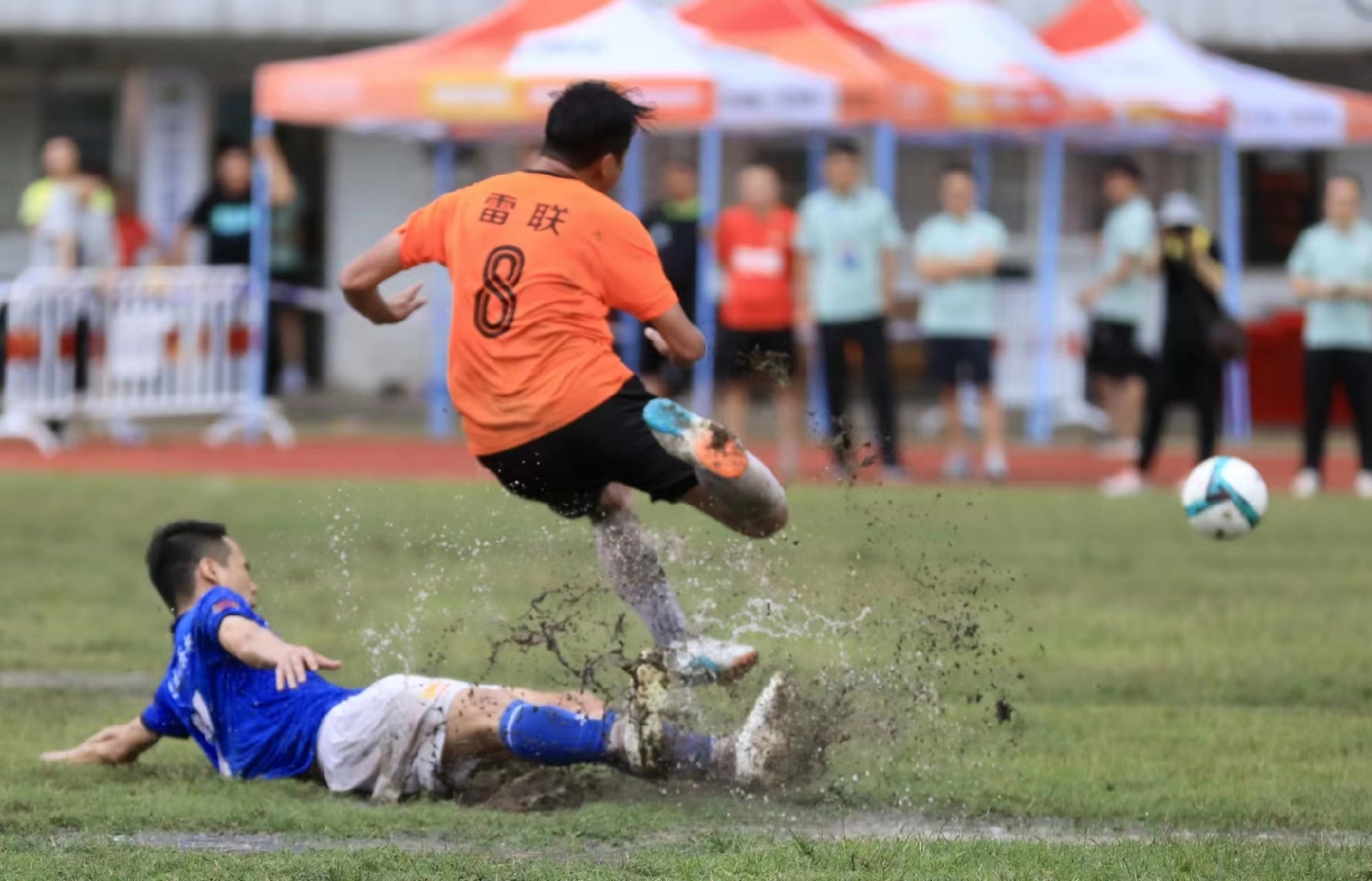 开云在线直播-见证传统活力！选手们挑战自我，突破障碍