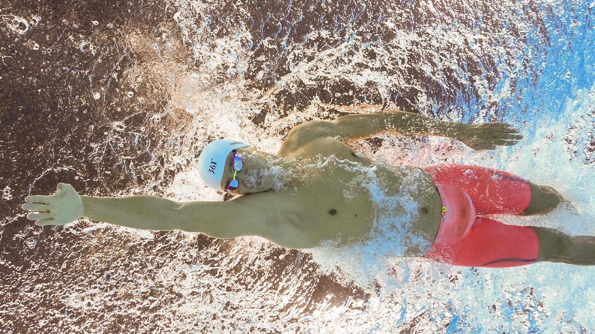 北欧绝杀与中场魔法，当挪威压哨奏凯，德布劳内于亚平宁展露宗师风范