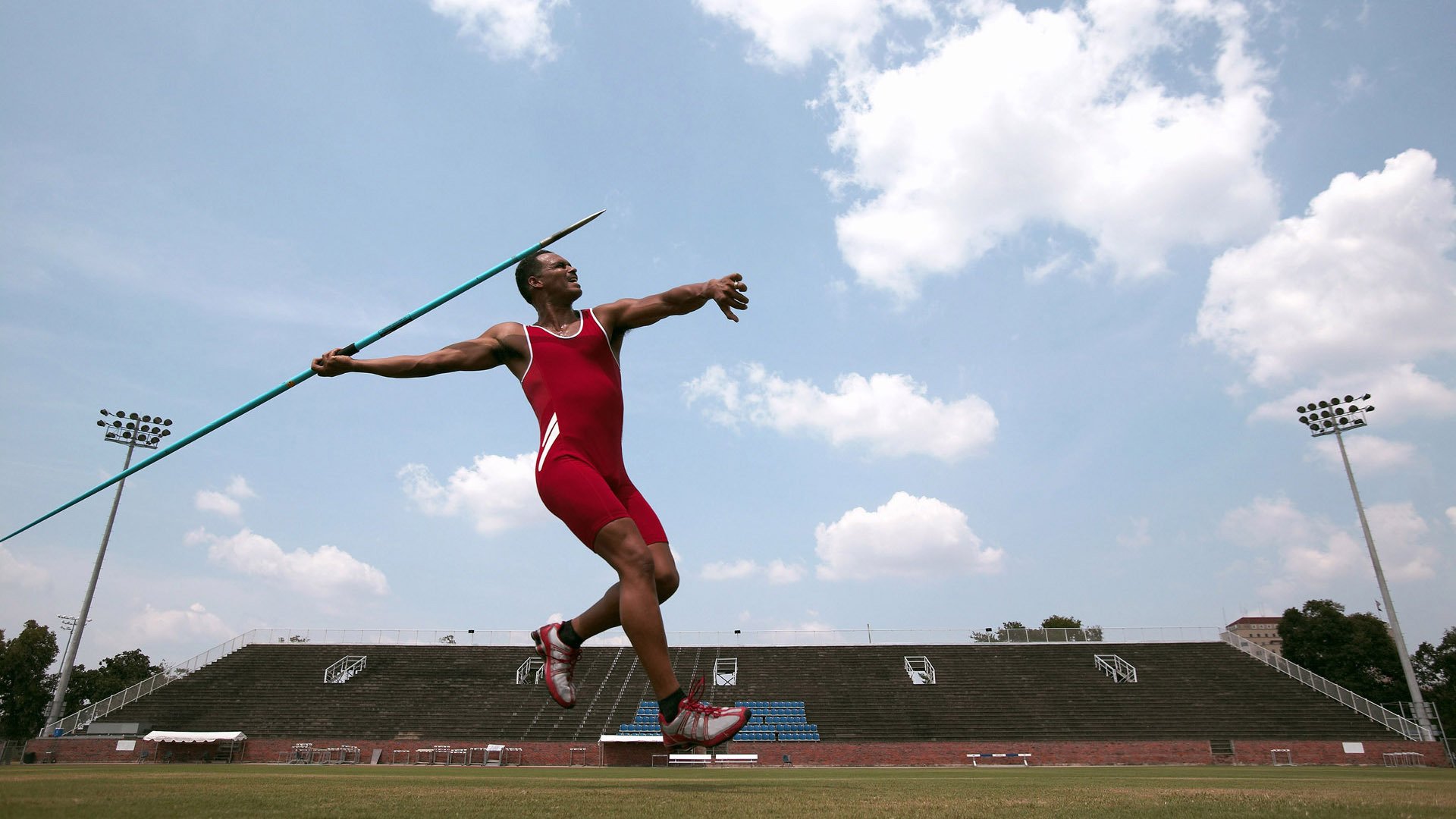 冰火交响，利拉德无争议封王夜，吉林压哨绝杀雷霆