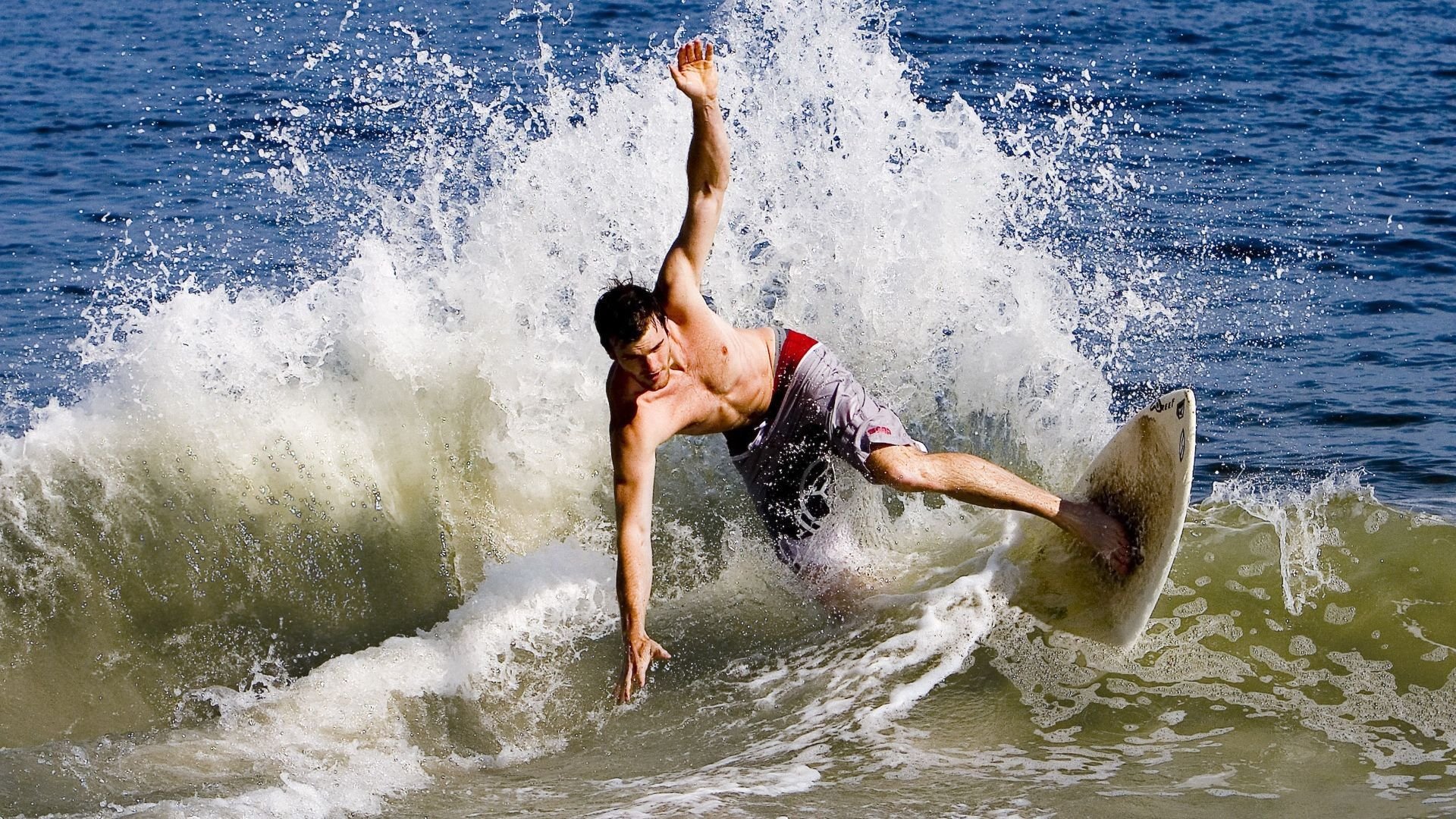 欧冠半决赛焦点战启示录，当开拓者精神终结广厦时代